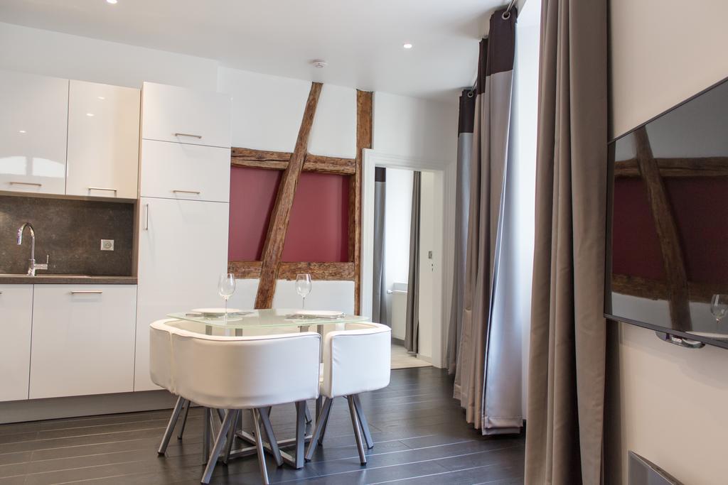 My Sweet Homes - Appartements Avec Spa Colmar Room photo